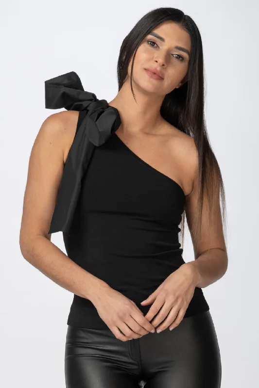 Varon One-Shoulder Top